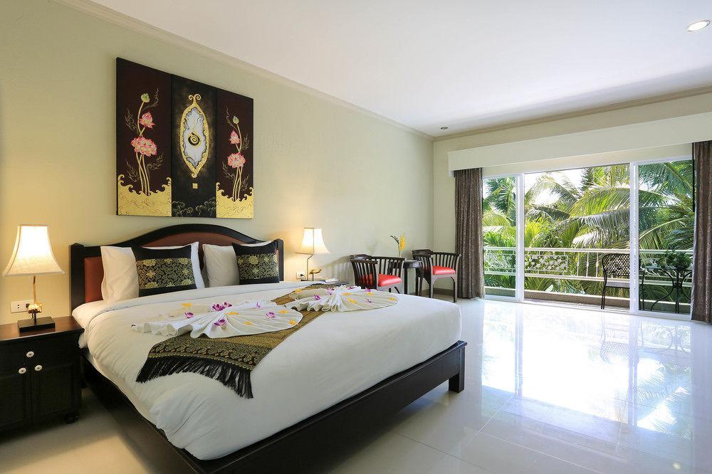 Naka Resort Kamala Exteriér fotografie