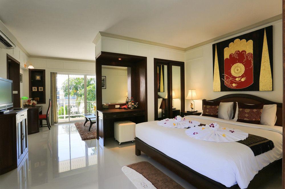 Naka Resort Kamala Exteriér fotografie