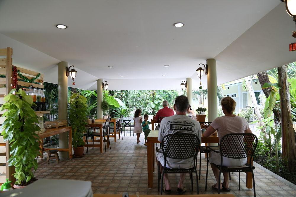 Naka Resort Kamala Exteriér fotografie