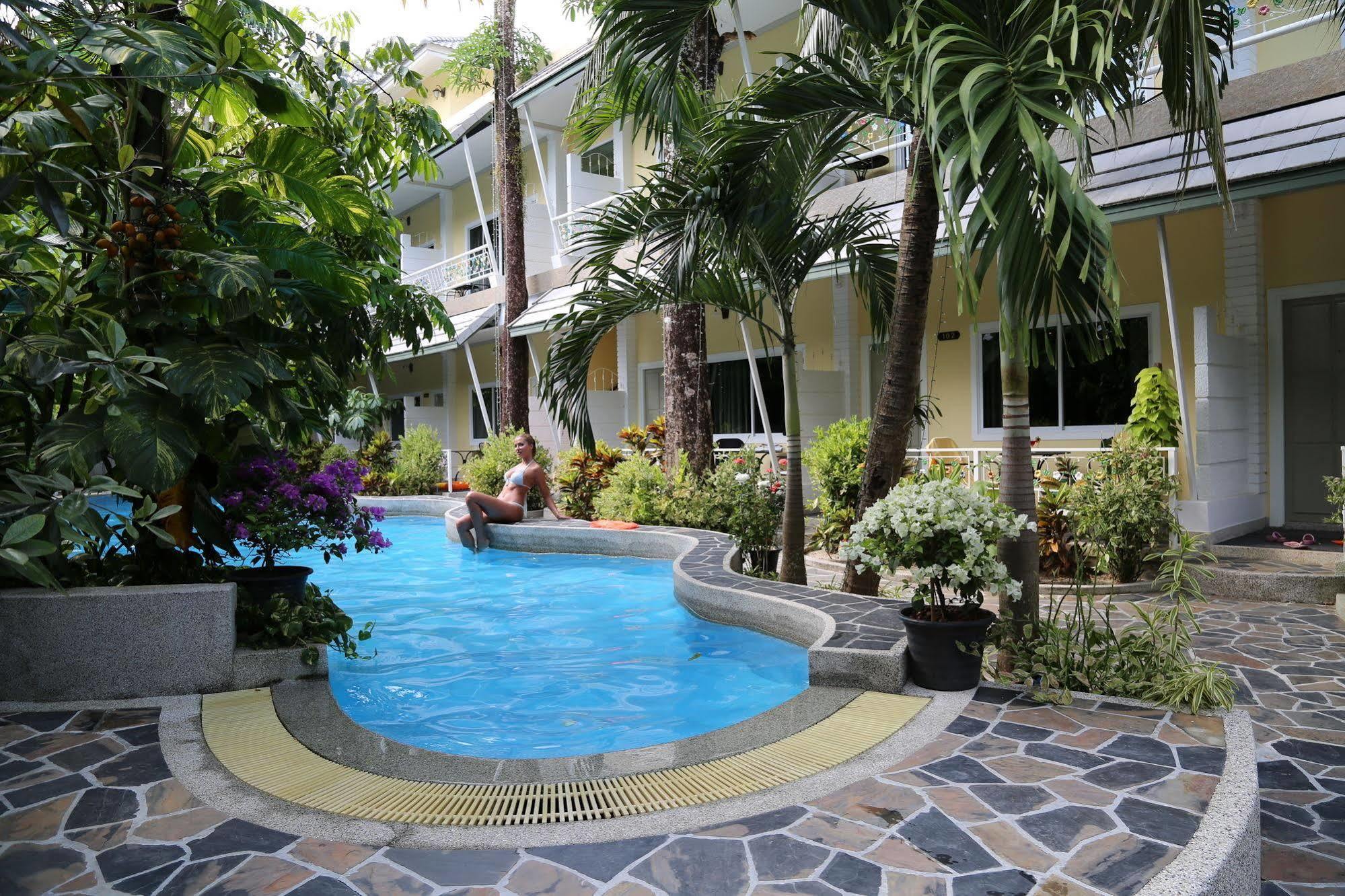 Naka Resort Kamala Exteriér fotografie