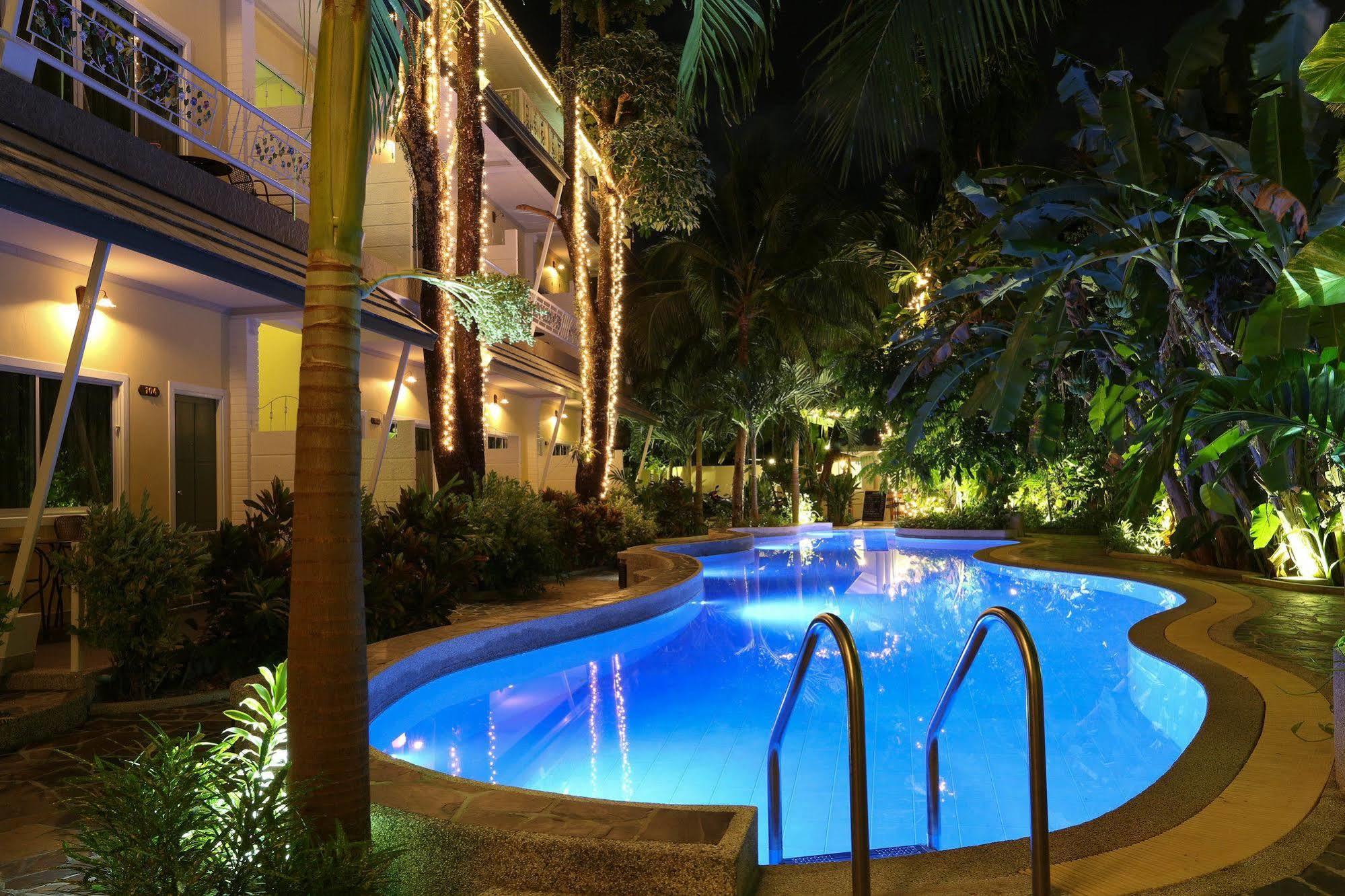 Naka Resort Kamala Exteriér fotografie