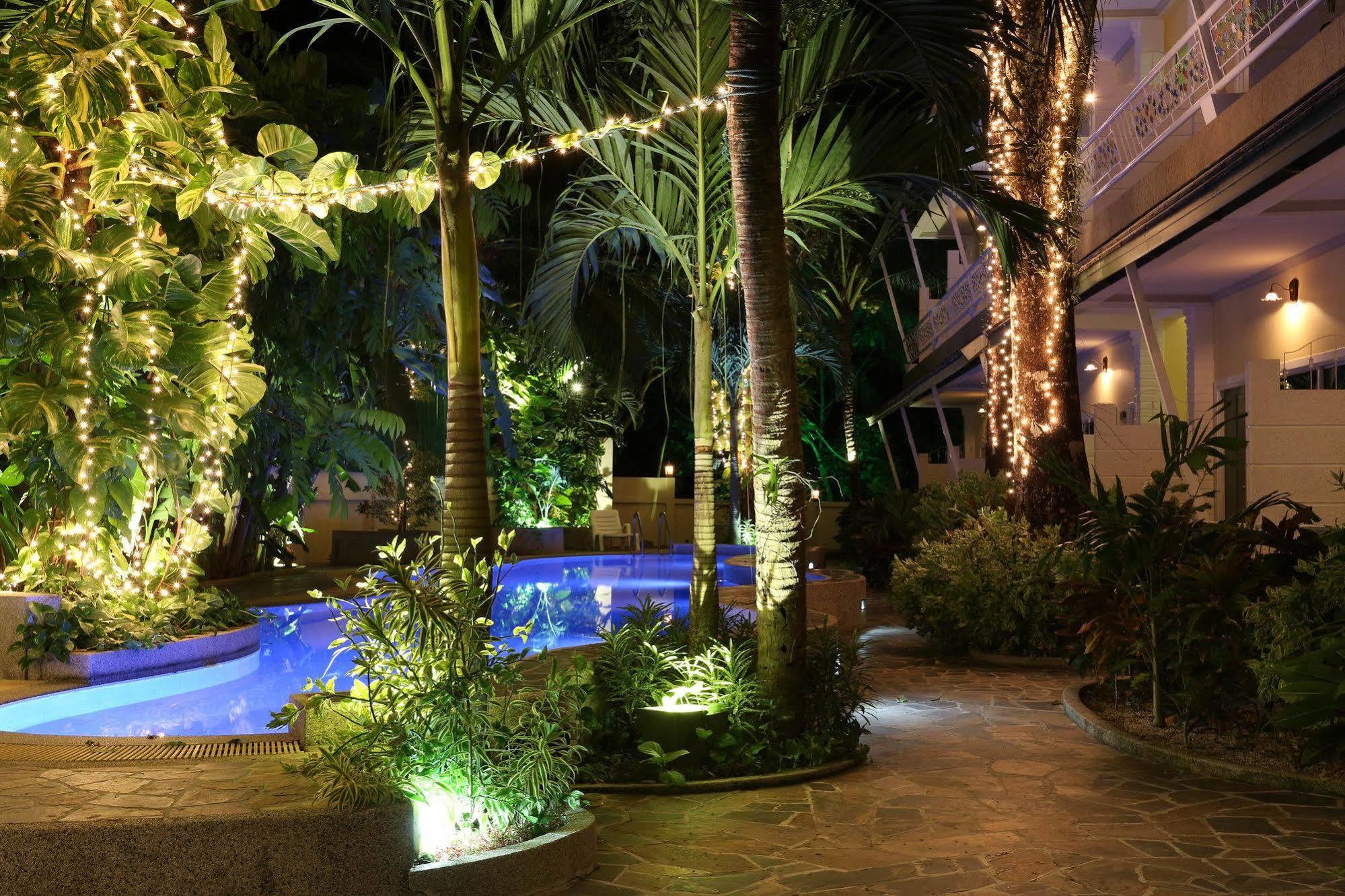 Naka Resort Kamala Exteriér fotografie